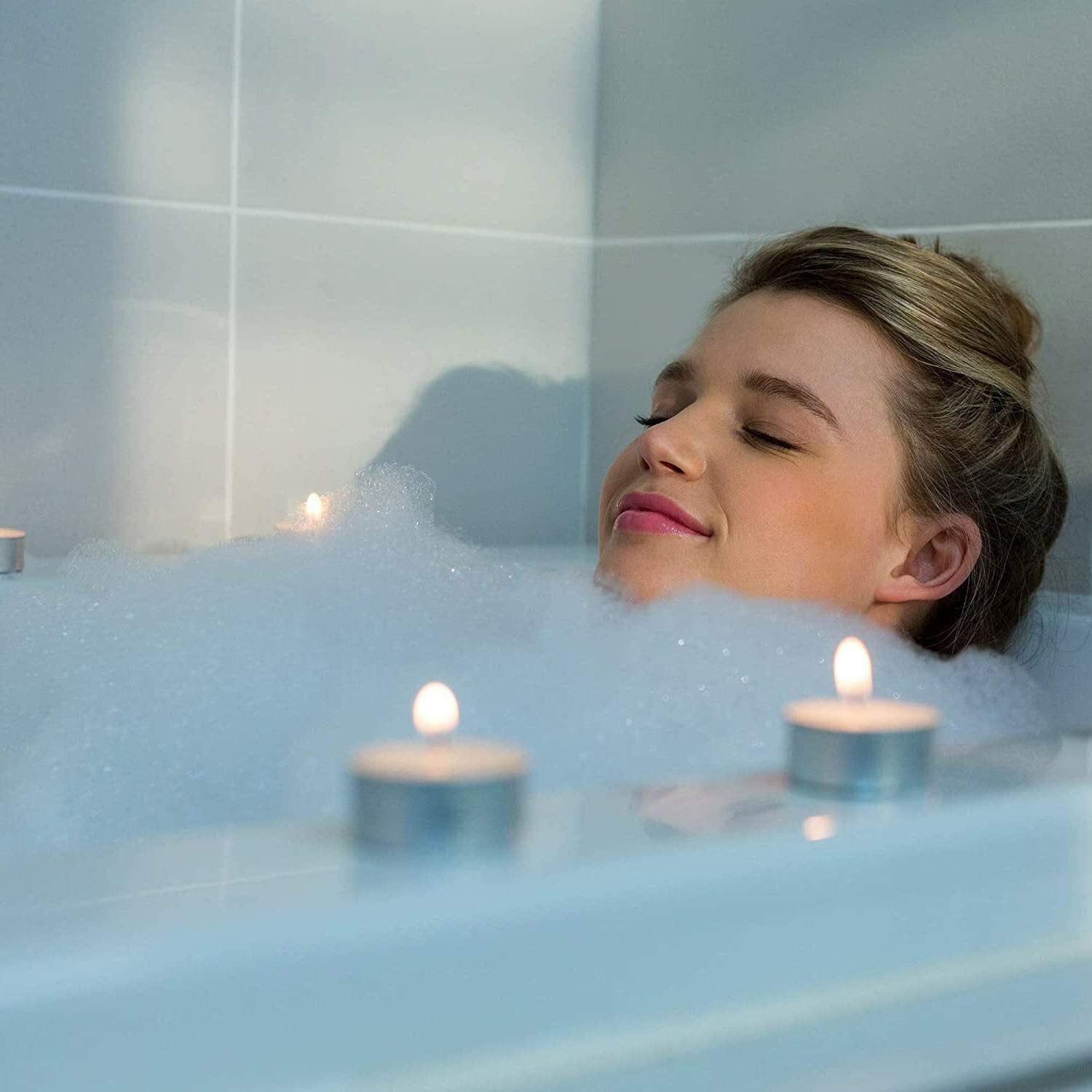 100Pc Tea Lights Candles White Unsented with 4 Hour Burn Time