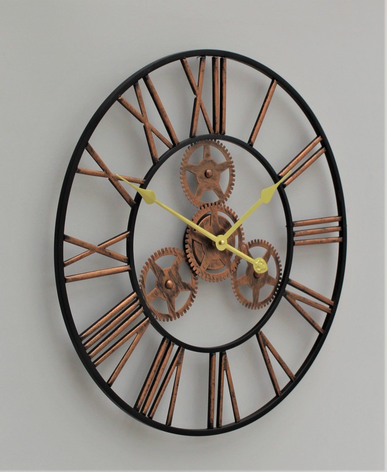 LARGE OUTDOOR GARDEN WALL CLOCK BIG ROMAN NUMERALS GIANT OPEN FACE METAL 58CM
